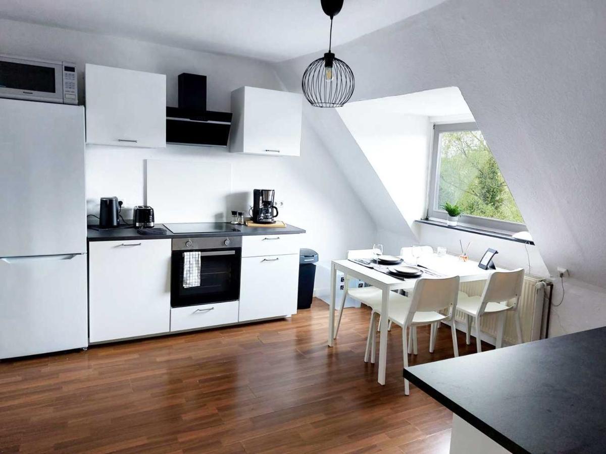 Cozy Apartment With Garden In Gelsenkirchen Exterior foto