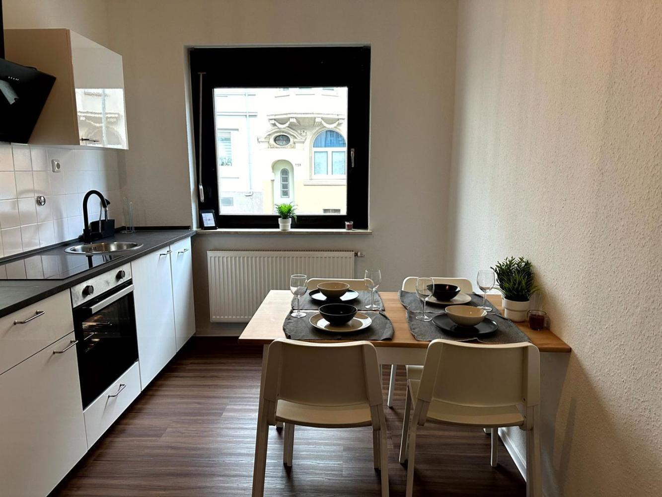 Cozy Apartment With Garden In Gelsenkirchen Exterior foto